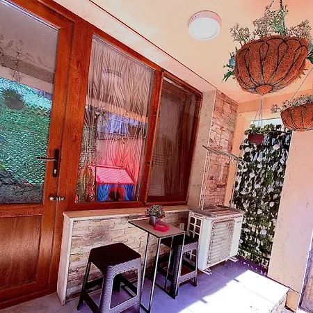 Apartment студио-джени *