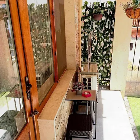 студио-джени Burgaz